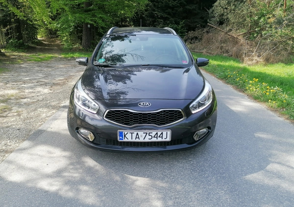 Kia Ceed cena 37900 przebieg: 199140, rok produkcji 2013 z Międzychód małe 352